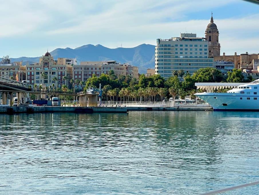 Apartamentos J&K Torremolinos Zewnętrze zdjęcie