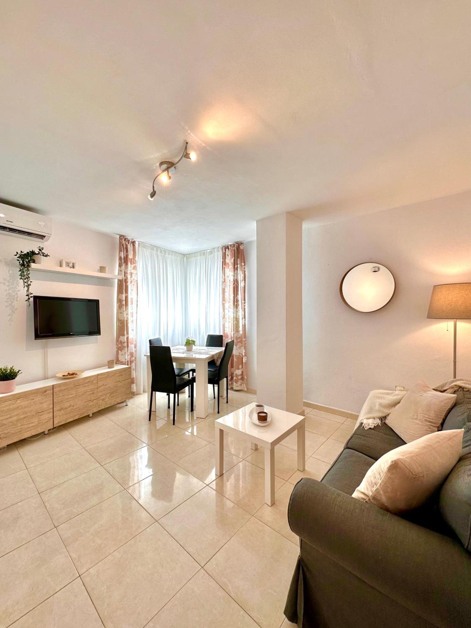 Apartamentos J&K Torremolinos Zewnętrze zdjęcie