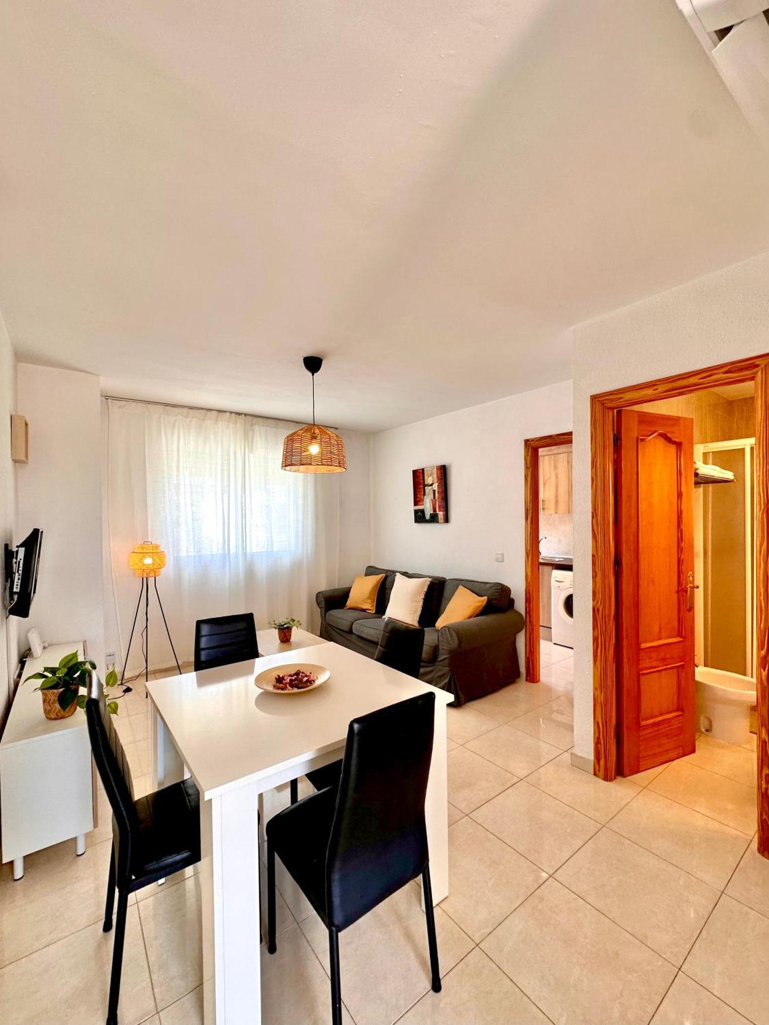 Apartamentos J&K Torremolinos Zewnętrze zdjęcie