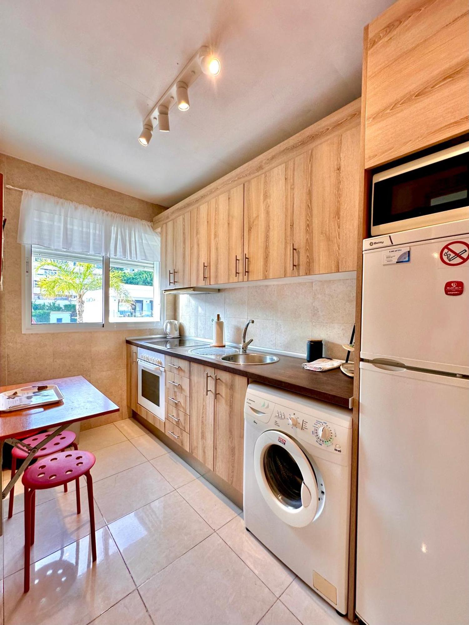 Apartamentos J&K Torremolinos Zewnętrze zdjęcie