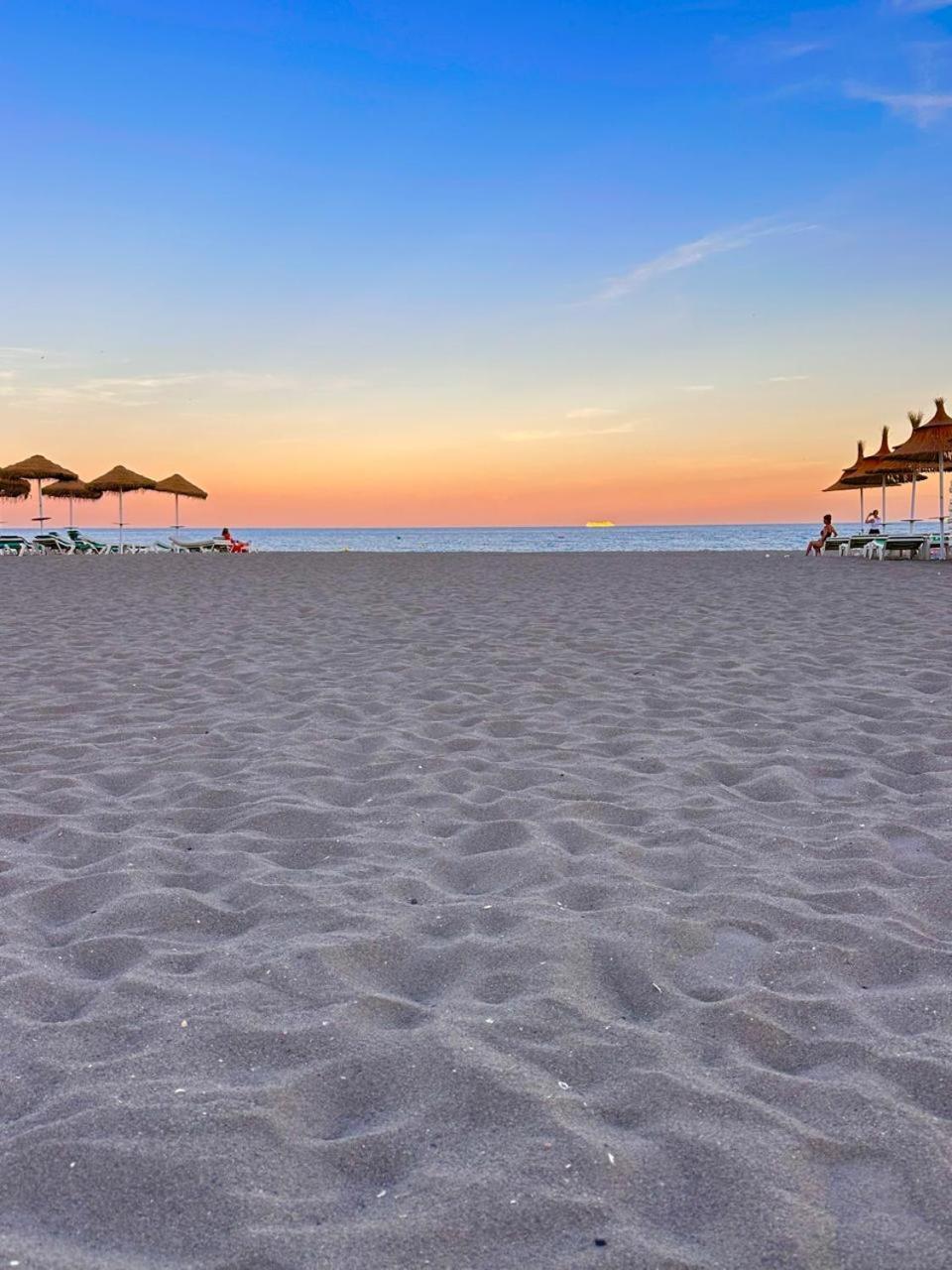 Apartamentos J&K Torremolinos Zewnętrze zdjęcie