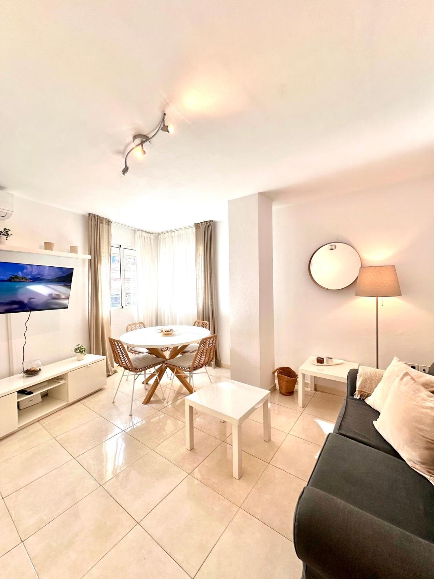 Apartamentos J&K Torremolinos Zewnętrze zdjęcie